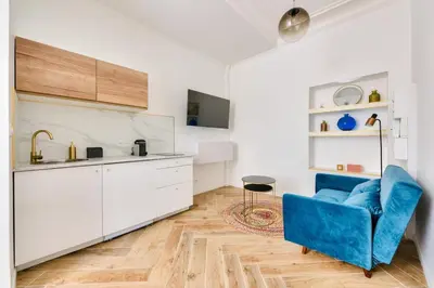 Cuisine ou kitchenette dans l'établissement Charming & modern 1BR - Paris 8