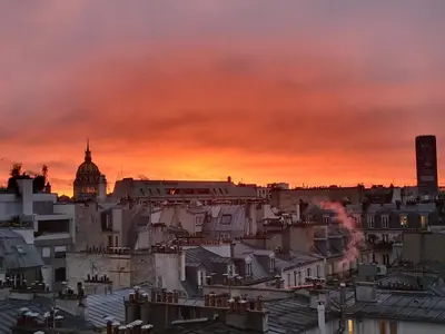 Lever ou coucher de soleil vu de l'appartement ou à proximité