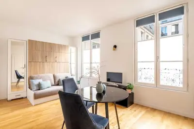 Télévision ou salle de divertissement dans l'établissement Superb Flat - Heart of Marais - PARIS