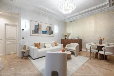 Coin salon dans l'établissement Serviced Apartment - 6 Guests - Champs-Élysées