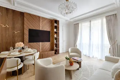 Télévision ou salle de divertissement dans l'établissement Serviced Apartment - 6 Guests - Champs-Élysées
