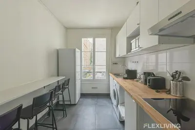 Cuisine ou kitchenette dans l'établissement Flexliving - whole house - Gabriel Peri