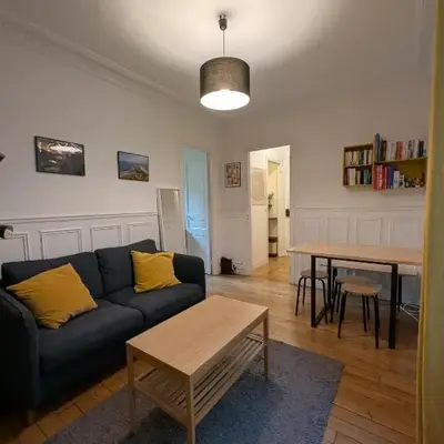 Apartment 2 steps from Montmartre