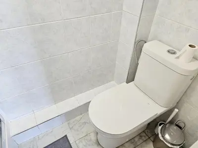 Salle de bains dans l'établissement Grand appt for 7p center city
