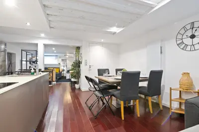 Coin salon dans l'établissement Superb Apartment Quartier Bonne Nouvelle Free Netflix
