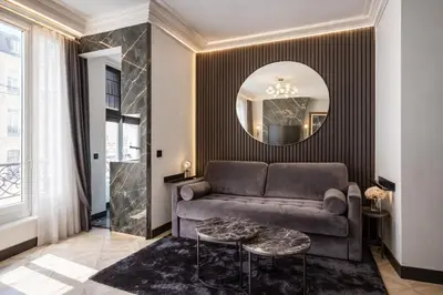 Coin salon dans l'établissement C3 Charming Getaway in 7th, Steps from Eiffel Tower