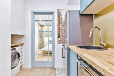 Cuisine ou kitchenette dans l'établissement Apt 1BDR 4PAX - Bastille
