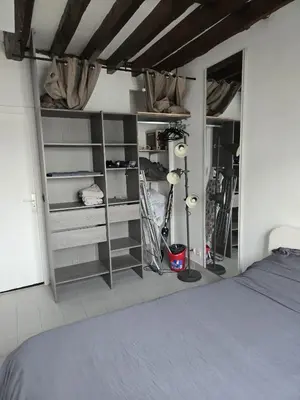 Un ou plusieurs lits dans un hébergement de l'établissement Cosy 1-bedroom apartment - Paris 17