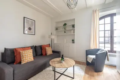 Coin salon dans l'établissement Studio cozy à Grenelle