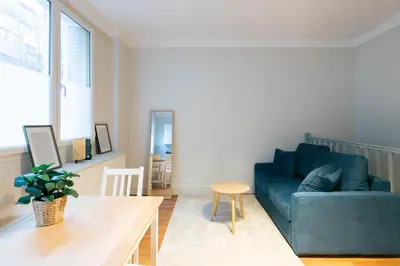 Coin salon dans l'établissement Majestic Suites - Paris 11
