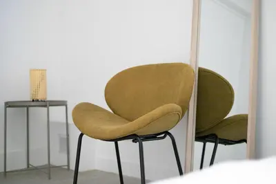 Coin salon dans l'établissement Majestic Suites - Paris 11