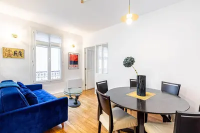 Coin salon dans l'établissement GuestReady - Parisian style home by la Bastille