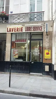 Certificat, récompense, panneau ou autre document affiché dans l'établissement Apartment Louvre