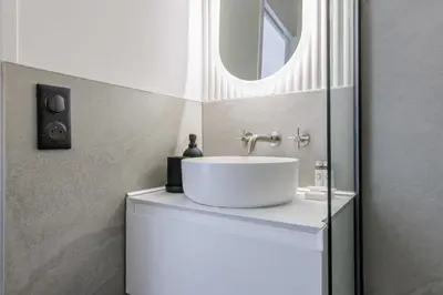 Salle de bains dans l'établissement Cozy studio for 2 people - Place de la République