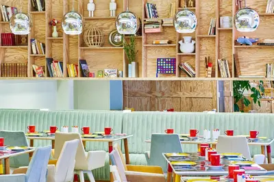 Restaurant ou autre lieu de restauration dans l'établissement Hotel Joke - Astotel
