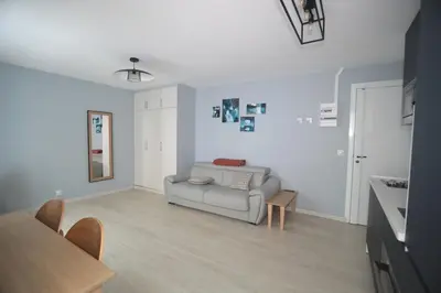 Coin salon dans l'établissement Appartement élégant - Montmartre