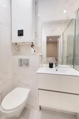 Salle de bains dans l'établissement Lasuite Montbrun