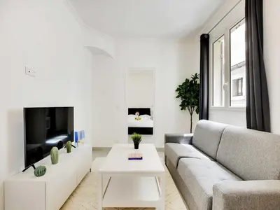 Coin salon dans l'établissement Appt calm & cozy 1BDR 4P - Nation