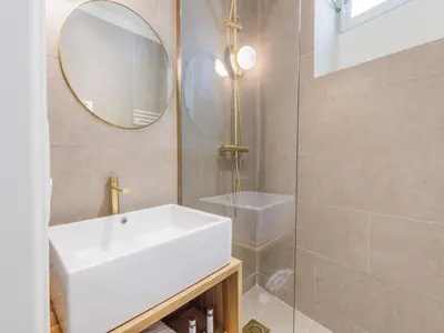 Salle de bains dans l'établissement Charming apartment - 2BDR 4P - St Germain des Prés
