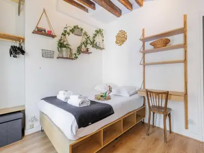 Un ou plusieurs lits dans un hébergement de l'établissement Studio COSY near Invalides - 2P