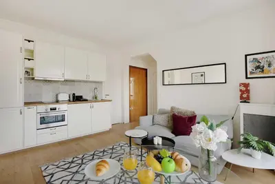 Cuisine ou kitchenette dans l'établissement 1BDR quiet with Terrace - Pont de Neuilly - BAIL MOBILITE