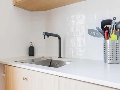 Cuisine ou kitchenette dans l'établissement Charming apartment near Bois de Vincennes - 1BDR 2P
