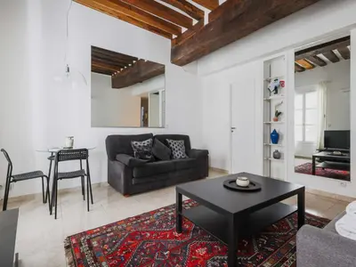 Coin salon dans l'établissement Comfortable studio for 2P - Quartier Latin
