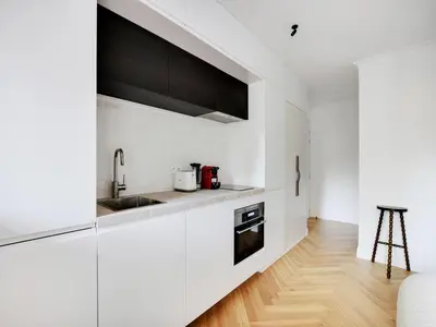 Cuisine ou kitchenette dans l'établissement Beautiful apartment La Muette Passy Terrace - MOBILITY LEASE