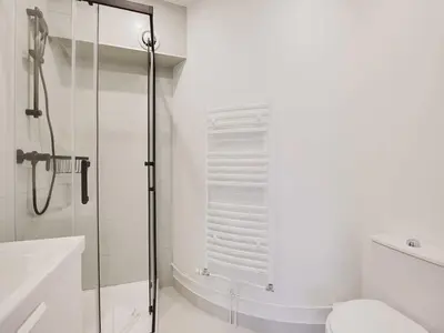 Salle de bains dans l'établissement Modern studio 2P - Courbevoie La Défense