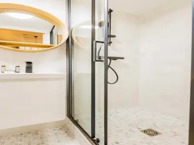 Salle de bains dans l'établissement Cosy studio - Sentier Les Halles - Mobility lease