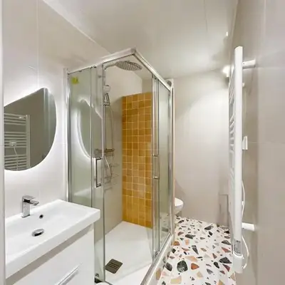 - Chic - Calm - Designed - paris central