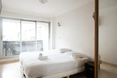 Un ou plusieurs lits dans un hébergement de l'établissement T3 apartment in the heart of La Villette