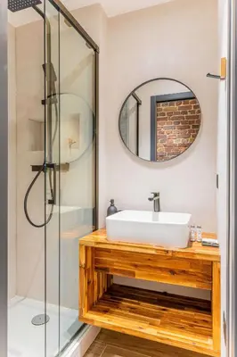 Salle de bains dans l'établissement Magnifique apartment 2BR 6P Gare du Nord