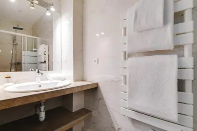 Salle de bains dans l'établissement Amazing apartment - 2BR 6P - Bastille