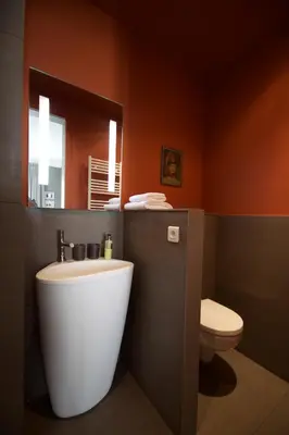 Salle de bains dans l'établissement Villa du Square, Luxury Guest House