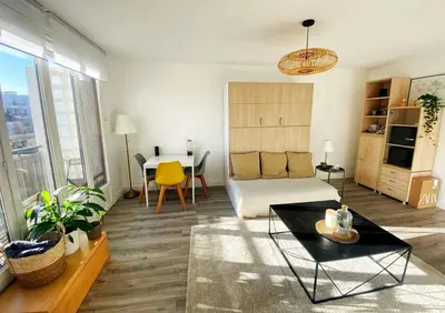 Plan de l'établissement Studio lumineux proche de Paris