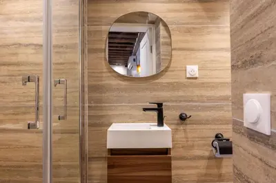 Salle de bains dans l'établissement HolidaysInParis - Bourg Tibourg