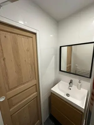 Salle de bains dans l'établissement Apartment - 2 rooms - Malakoff