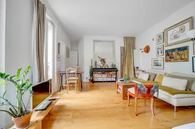 Coin salon dans l'établissement Appartement Romantique à Saint-Ouen