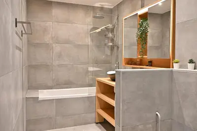 Salle de bains dans l'établissement Charming apartment Neuilly-sur-seine