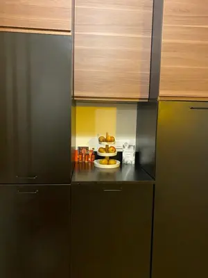 Cuisine ou kitchenette dans l'établissement Cosy et Arty