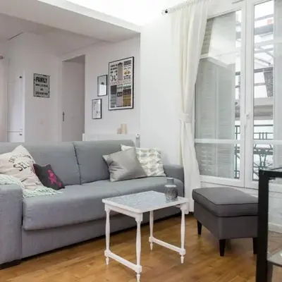 Beautiful Apt in Heart of Paris 2nd