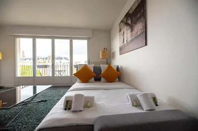 Plan de l'établissement CIA - Pereire, Spacious Flat with Balcony
