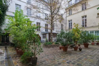 Jardin de l'établissement Paris Marais Bouquet Residence