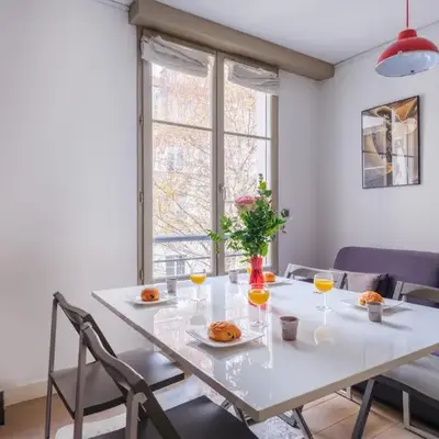 Paris Marais Bouquet Residence