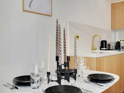 Cuisine ou kitchenette dans l'établissement Sublim Apartement Center of Paris Montmartre