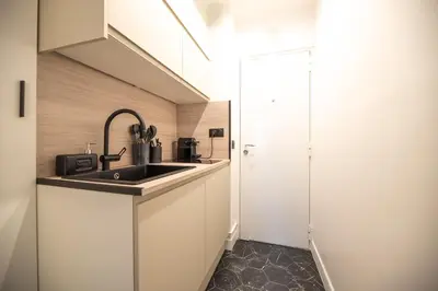 Cuisine ou kitchenette dans l'établissement CIA - Studio du Moulin Rouge