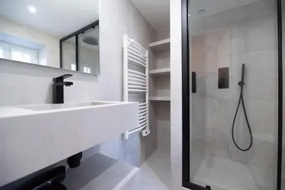 Salle de bains dans l'établissement CIA - Home on Grands Boulevards