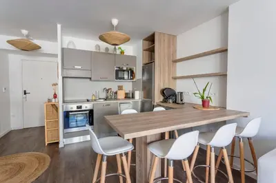 Cuisine ou kitchenette dans l'établissement Saint-Ouen - Simone Veil 1bdr by B'Your Home