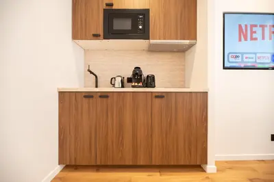 Cuisine ou kitchenette dans l'établissement CIA - Nation - Lovely Parisian Escape